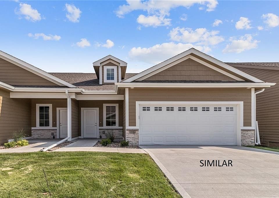 1st image of 1578 SE Blackthorne Dr