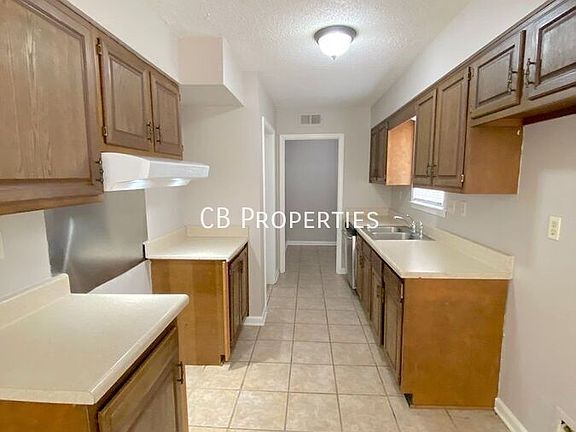 2nd image of 6127 Mission Ridge Rd