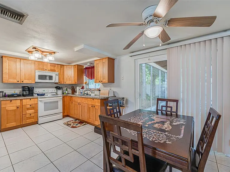 7144 Kapp Ct — Photo 7