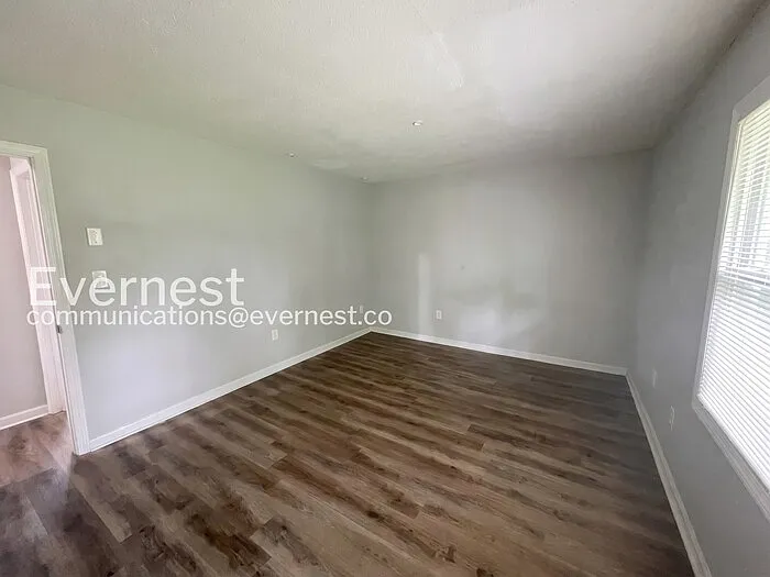 910 Canton Pl — Photo 13