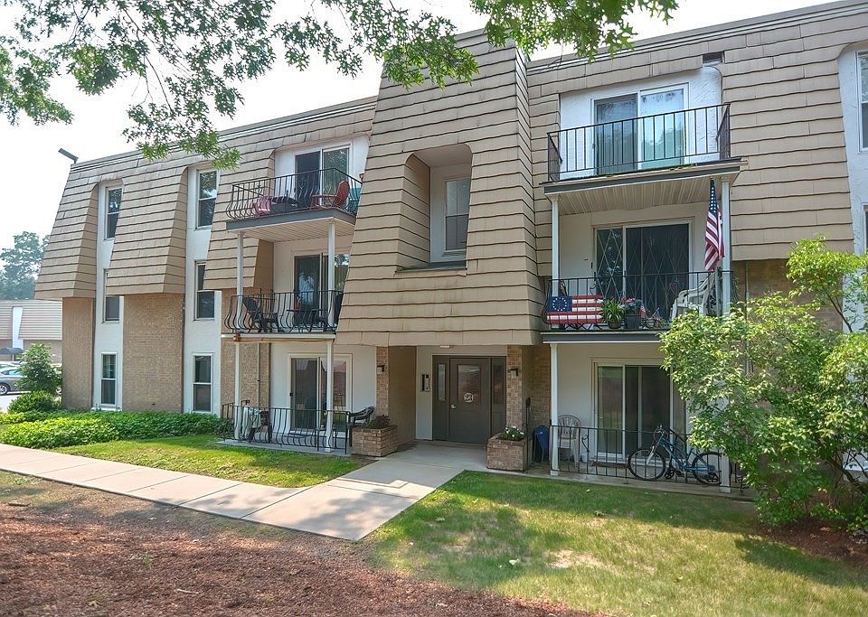 23 Shadowbrook Ln APT 28, Milford, MA 01757 Zillow