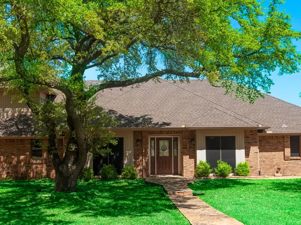 13 Crestview Cir, Rockwall, TX 75087