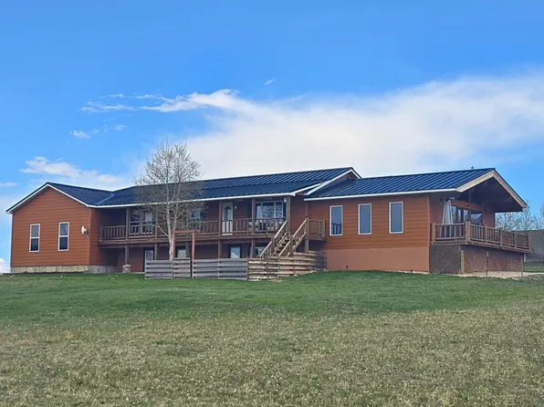 506 Klondike Rd, Buffalo, WY 82834