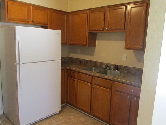 3rd image of 4652 Hardy Dr APT A