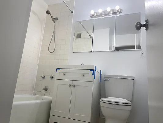 Rented by PENN PLAZA PROPERTY INC | media 21