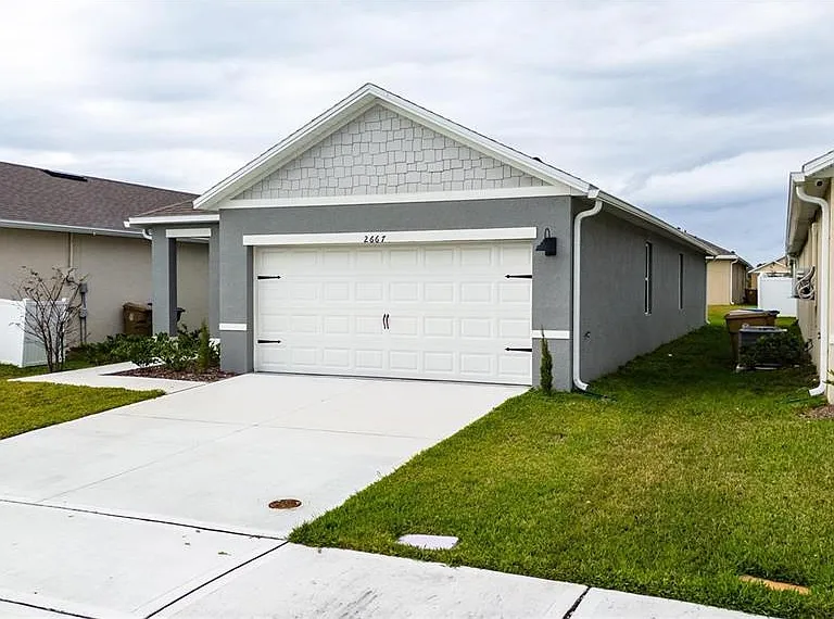 2667 Swooping Sparrow Dr — Photo 2
