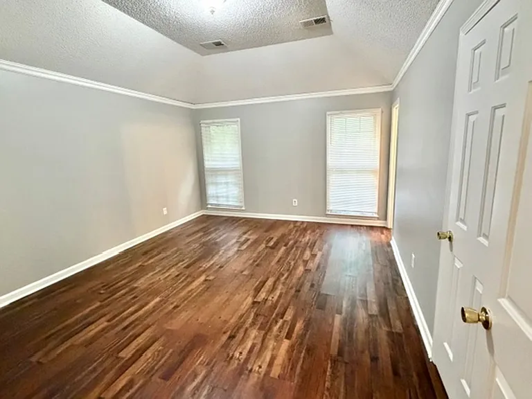 4126 Naragansett Cv — Photo 6