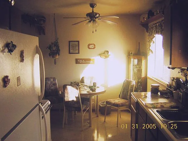1 bed, 1.0 bath, $775 — Photo 2