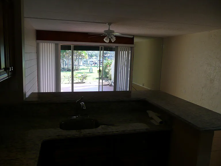 2424 W Tampa Bay Blvd #B106 — Photo 14