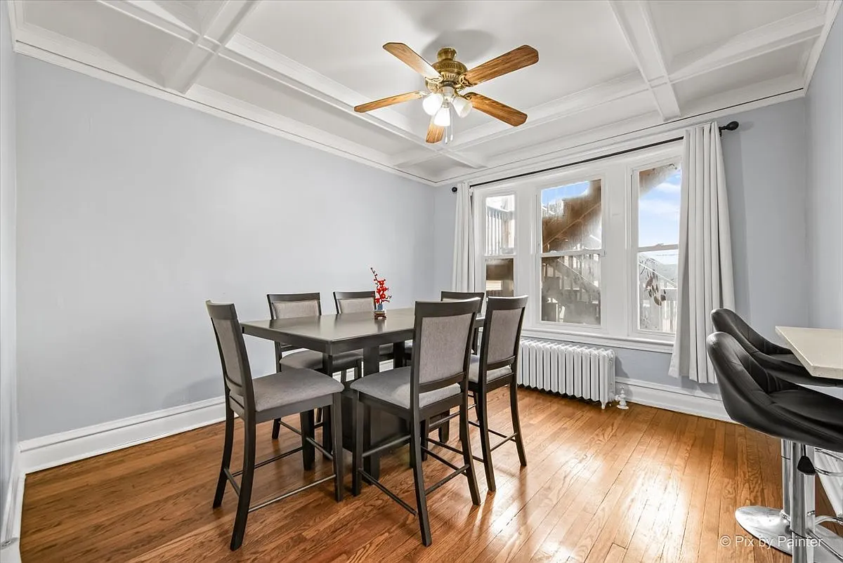 2 bed, 900 sqft, $1,800 — Photo 4