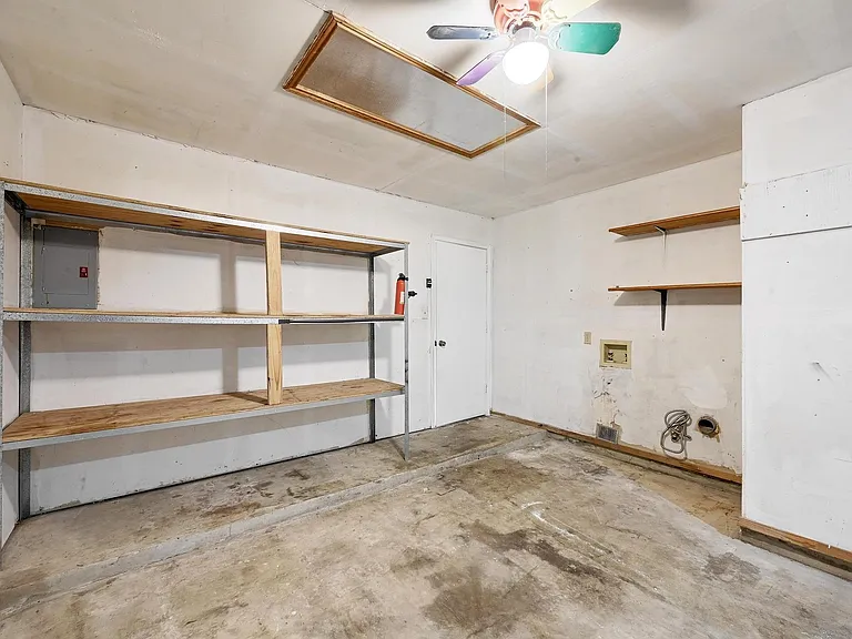 3006 Linnet Dr — Photo 23