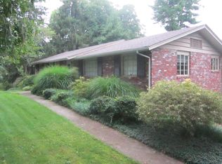 140 Suburban Rd, Knoxville, TN 37923