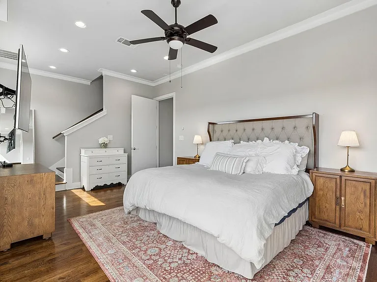 4402 Lafayette St #B — Photo 16