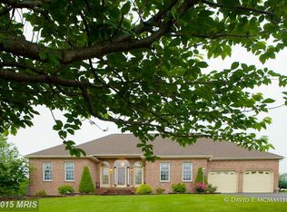 26 May Apple Ln, Martinsburg, WV 25403