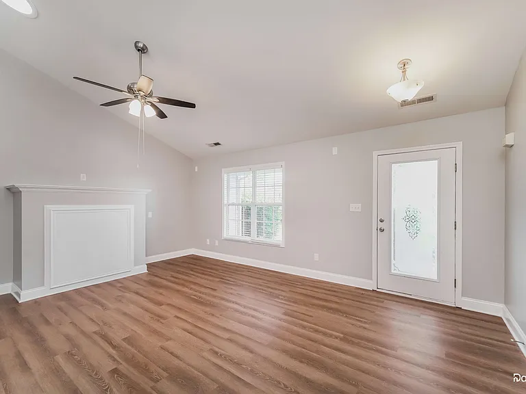 1105 Landen Chase Dr — Photo 5