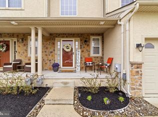 3 Glacier Dr, Berlin, NJ 08009