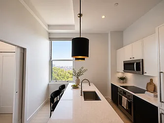 30 Morningside Drive, #607