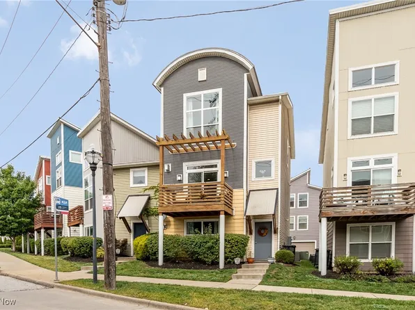 716 Starkweather Ave, Cleveland, OH 44113