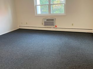 877 Main Ave APT 18, Warwick, RI 02886