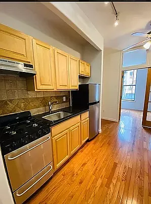 Rented by Centric New York | media 6