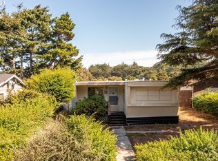 845 Delaware Ave SE, Bandon, OR 97411