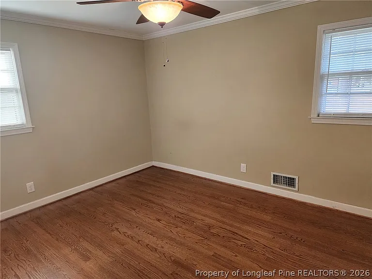 206 Britt St — Photo 13