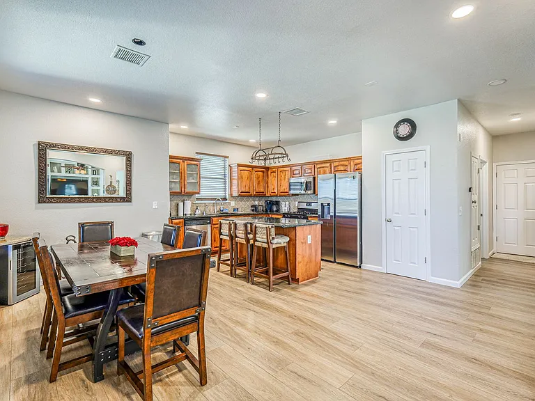 1627 Brillo Del Sol #C-T — Photo 73