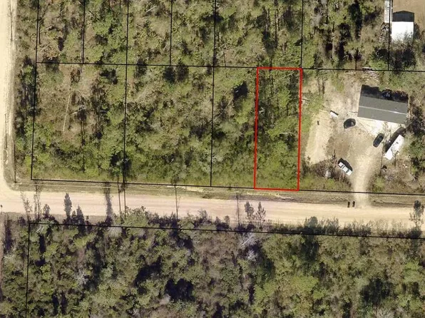 11725 Ivydell St, Fountain, FL 32438