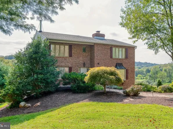 11 Zelda Ct, White Hall, MD 21161