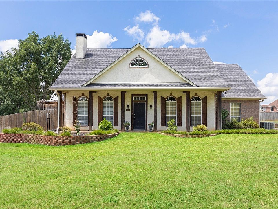 1st image of 1513 N Whatley Rd