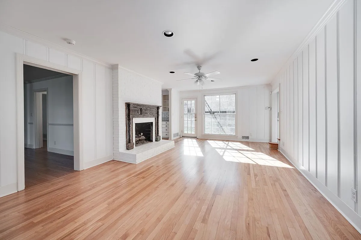 Building Photo - 4003 Sunnybrook Dr