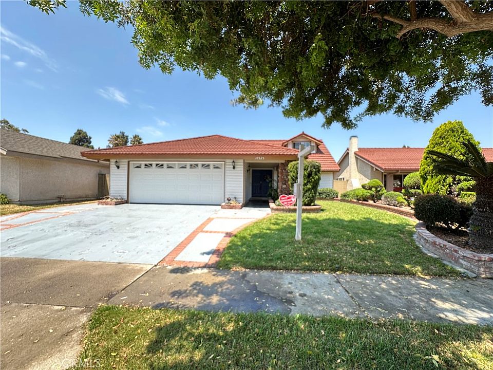 1st image of 17325 De Groot Pl