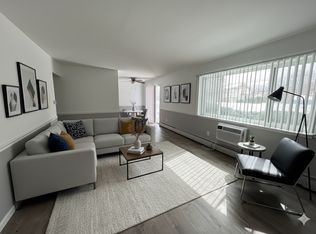 2159 Decker Rd UNIT 17, Walled Lake, MI 48390