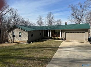 1222 Sibert Dr, Glencoe, AL 35905