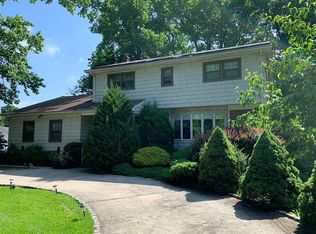 1016 Ellis Pkwy, Edison, NJ 08820