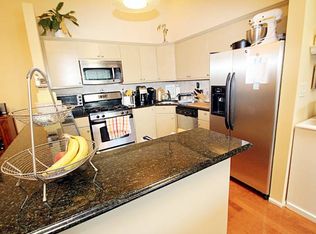 952 Juniper Way, Mahwah, NJ 07430