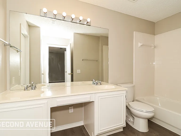 8525 Auburn Dr — Photo 14