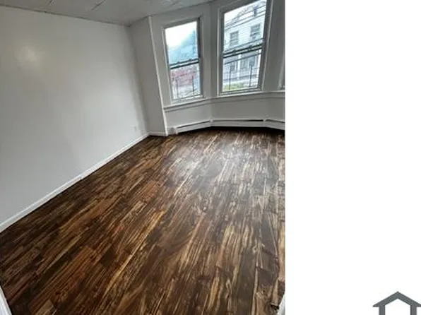 347 Walnut St, Yonkers, NY 10701