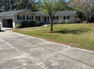 460 S College St, Metter, GA 30439