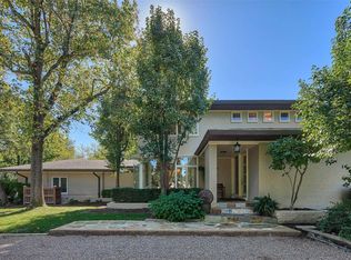 2120 S Warson Rd, Saint Louis, MO 63124