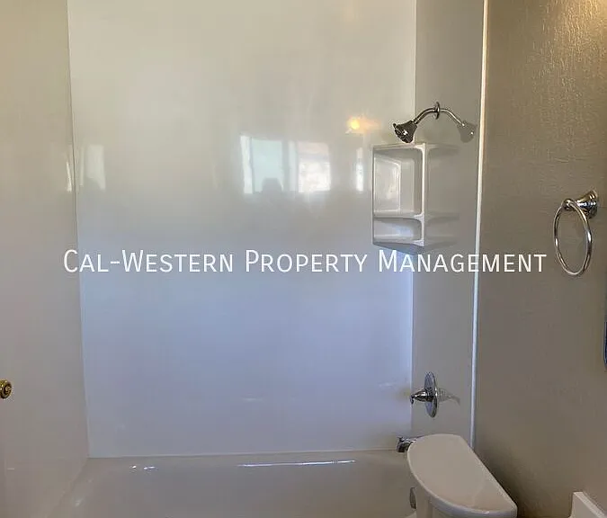 2511 Skylark Dr #7 — Photo 8