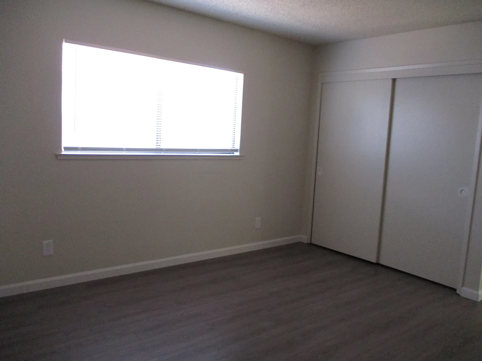 3 bed, $1,950 — Photo 4