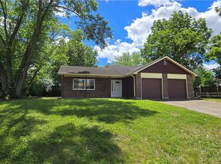 5880 Woodstone Dr, Dayton, OH 45426