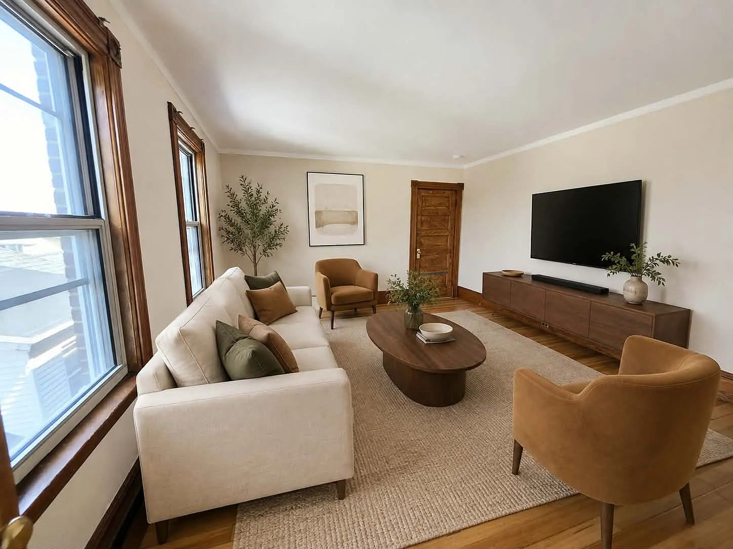 3 bed, 1350 sqft, $2,500 — Photo 4