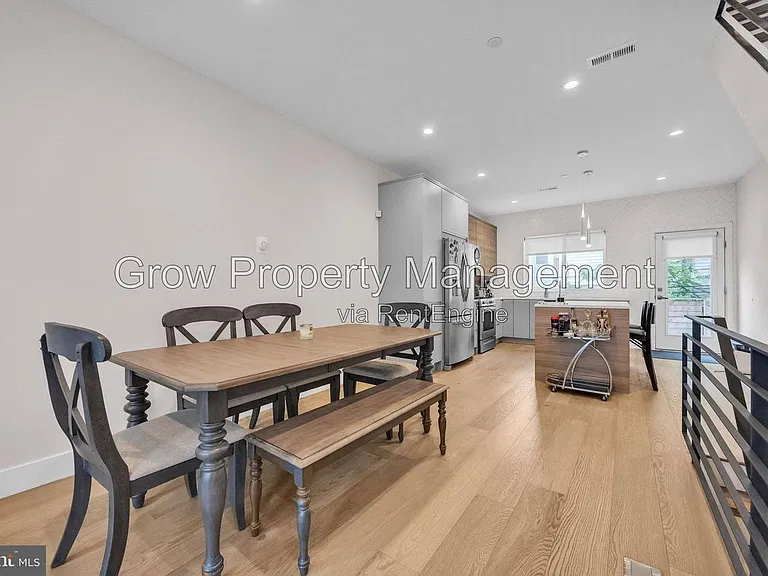 1752 N Bailey St — Photo 10