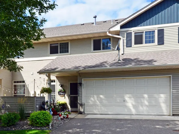 13865 Hyacinth Dr, Rogers, MN 55374