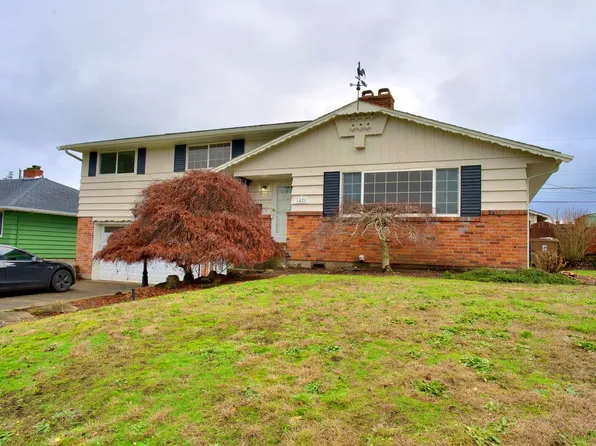 1421 N Highland St, Tacoma, WA 98406