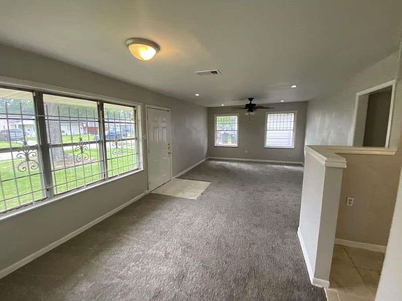 2nd image of 5322 Dewberry St