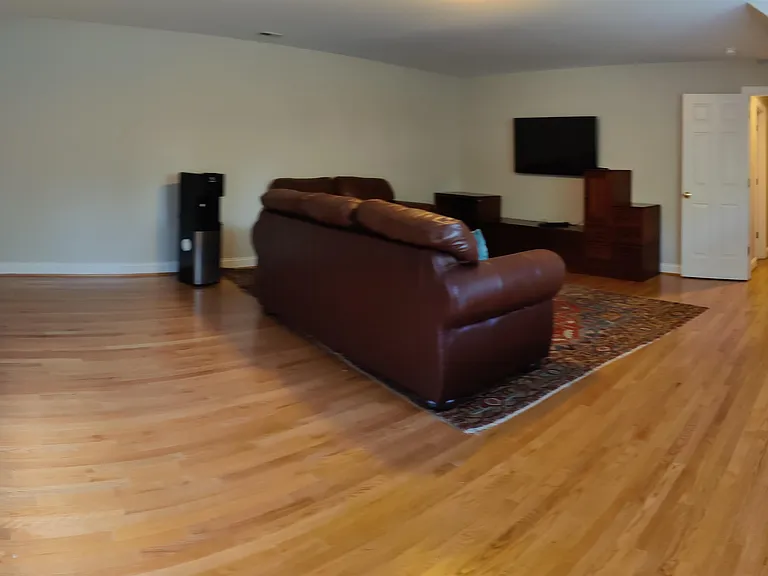 14512 Harvington Dr — Photo 28