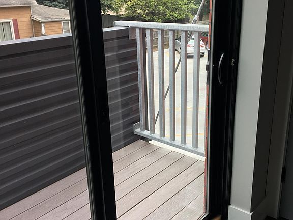 4th image of 6240 Ballard Ave APT 3